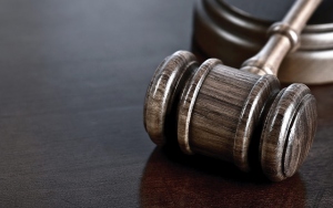 Can A Malpractice Suit Prevent A New Business Venture?